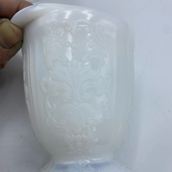 MacBeth Evans Glass AMERICAN SWEETHEART Monax Footed Creamer opal moonstone - Picture 4 of 10